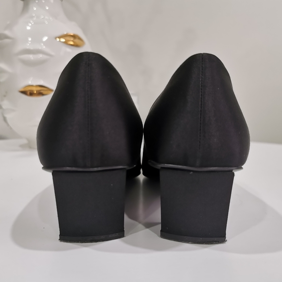 Roger Vivier Belle Vivier Buckle Strass Satin 4.5cm - Picture 3 of 11